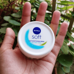 Nivea Soft Light Moisturising Cream - Image 4