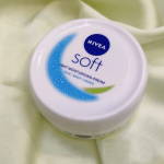 Nivea Soft Light Moisturising Cream