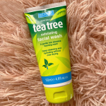 Beauty Formulas Tea Tree Face Wash - Image 3