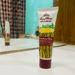 Shwe Pyi Nann Thanakha Face Wash - Image 3