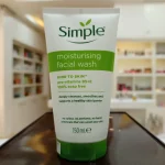 Simple Moisturizing Facial Wash - Image 3