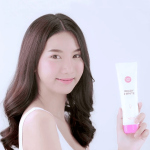 Cathy Doll Ready 2 White Whitener Body Lotion - Image 15